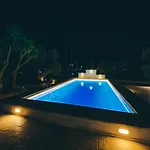 La Maison One 4*