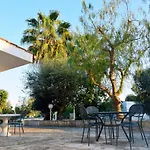 לינה וארוחת בוקר La Maison One