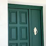 La Maison One לינה וארוחת בוקר 4*
