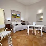 La Maison One