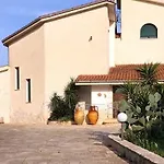 לינה וארוחת בוקר La Maison One 4*