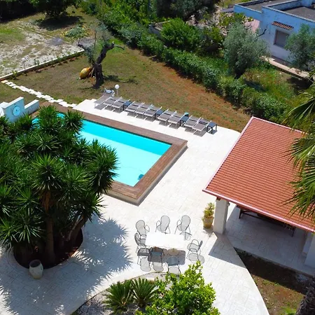 La Maison One 4*