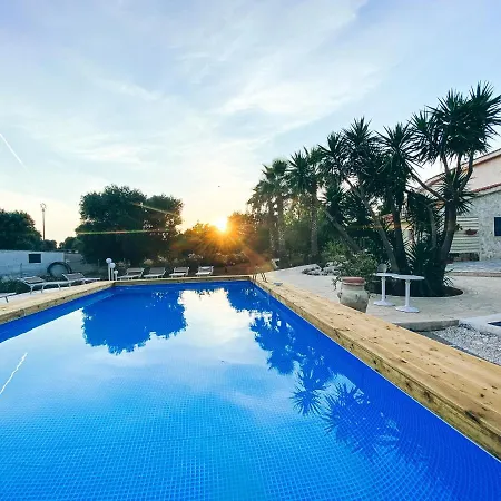 Frühstückspension La Maison One 4*