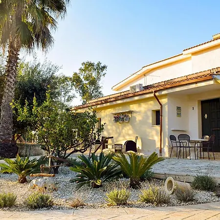 La Maison One