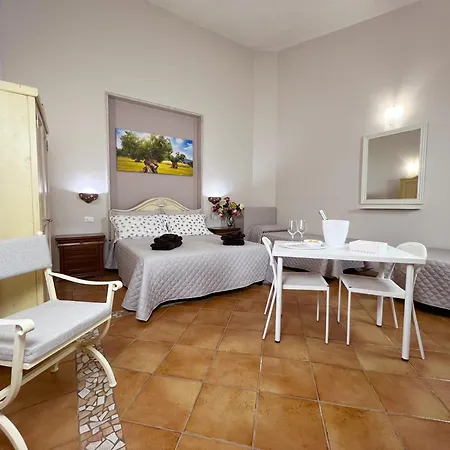 La Maison One B&B Bed & Breakfast