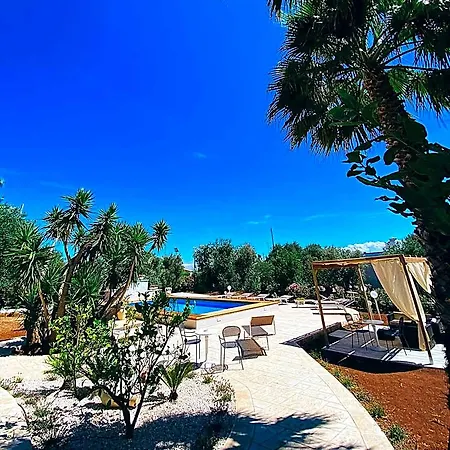 La Maison One 4*