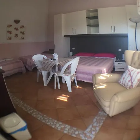 La Maison One B&B