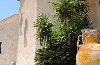 Bed & Breakfast La Maison One 4*